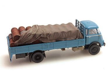 Preview: Ladegut Fässer mit Plane DAF Pritschen-LKW