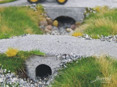 Wasserdurchlaß klein, Ziegel grau, 8 Stück